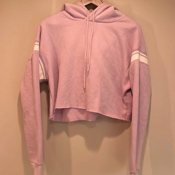 Urban Outfitters Cropped Hoodie in M - Picture 1 of 3